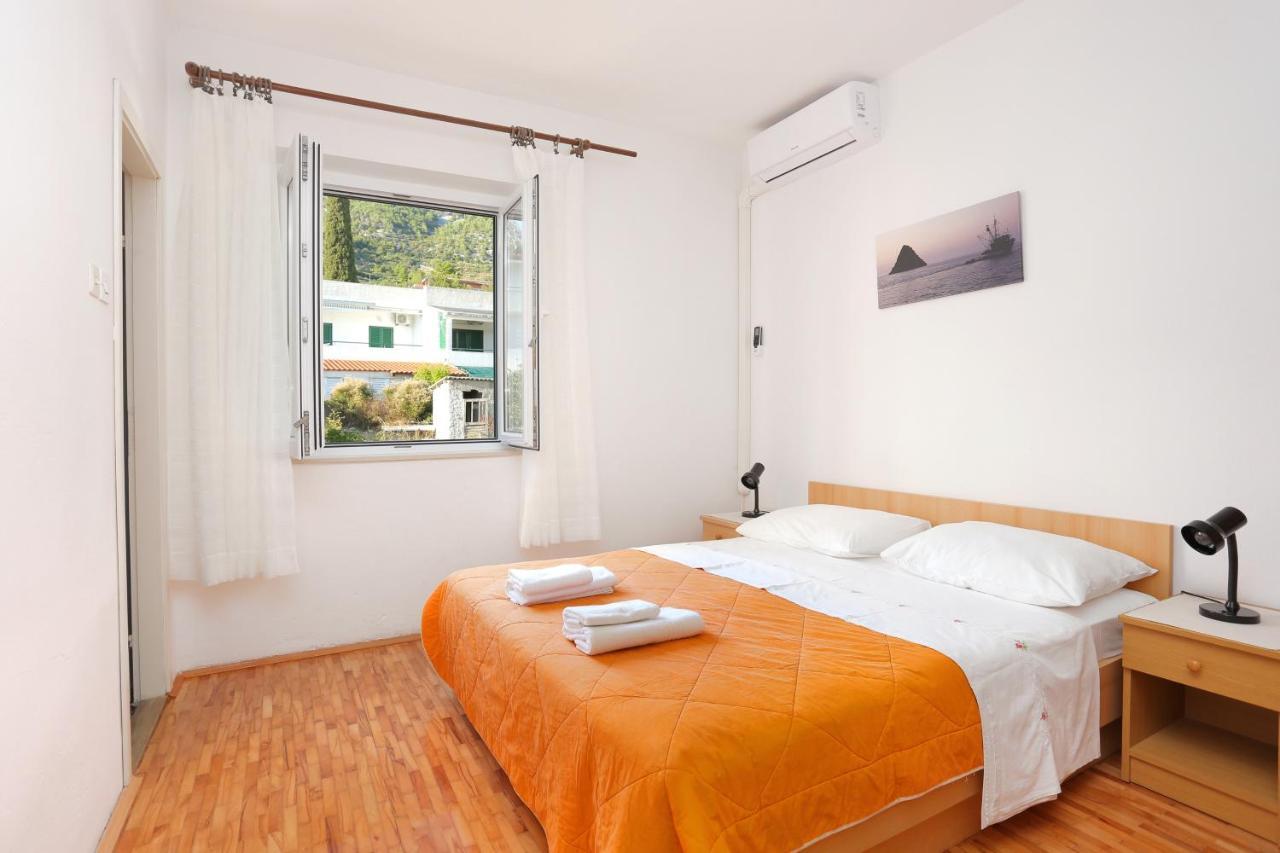 Apartments By The Sea Igrane, Makarska - 6653 Экстерьер фото
