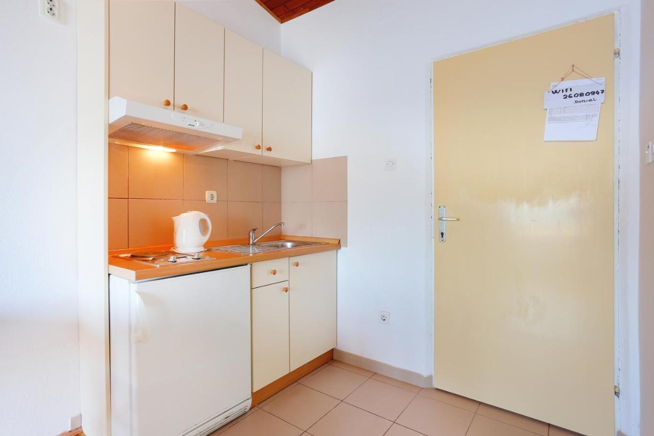 Apartments By The Sea Igrane, Makarska - 6653 Экстерьер фото